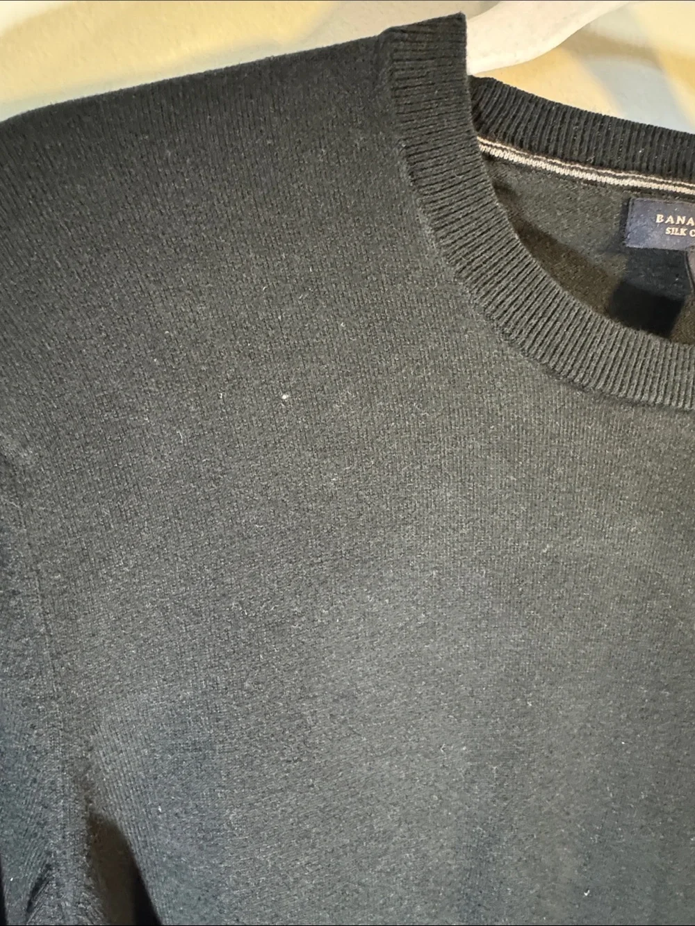 Banana Republic Men’s Black Crewneck Pullover Sweater